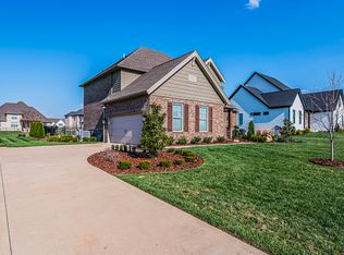 714 Elkhorn Peak Dr #1, Bowling Green, KY 42104