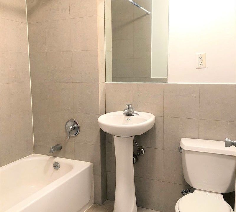 2nd image of 1765 Townsend Ave #11C