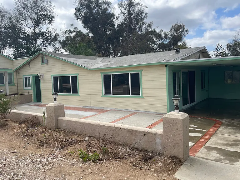 533 Mar Vista Dr — Photo 18