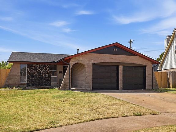 4th image of 4110 SE 14th St