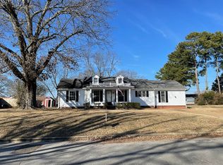 1110 Sandra St SW, Decatur, AL 35601