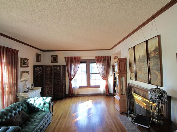 2nd image of 1737 Kaweah Dr