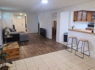 7 Runnells Ave, Old Orchard Beach, ME 04064