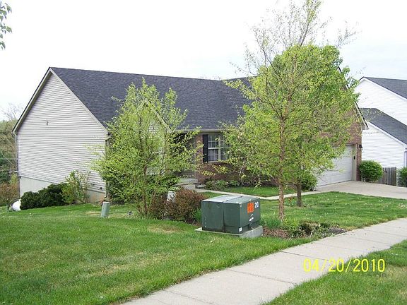 Front right with trees