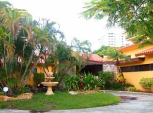 2505 Flamingo Pl, Miami Beach, FL 33140