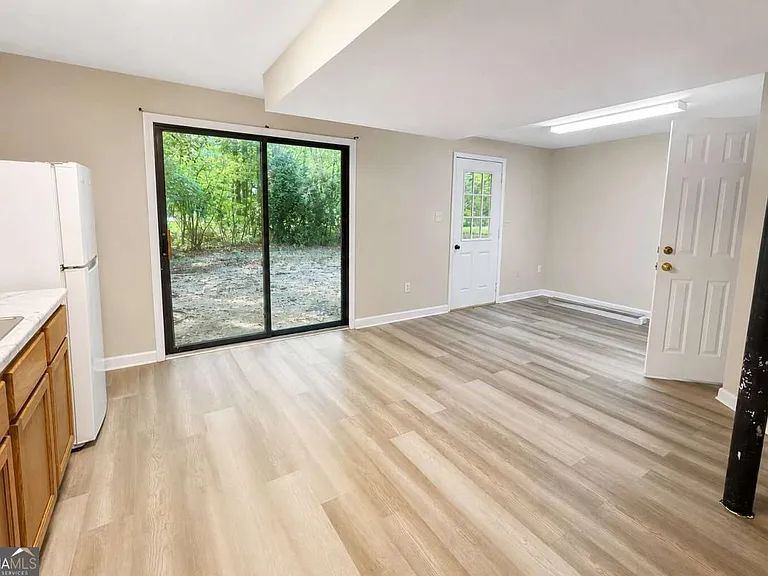 220 Winding Stream Trl — Photo 16