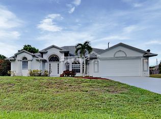 1118 SW Del Rio Blvd, Port Saint Lucie, FL 34953