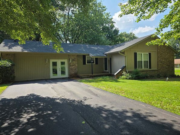 2112 Brentwood Dr