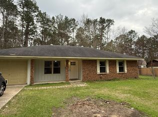 95 Burnt Bridge Rd, Hattiesburg, MS 39402