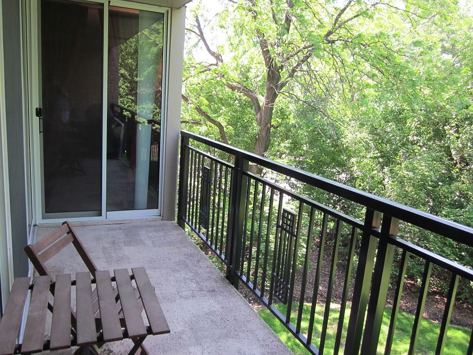 1st image of 5950 Oakwood Dr APT 2M