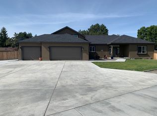 3214 S Auburn St, Kennewick, WA 99337