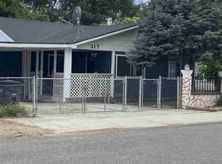 317 Walnut Ave, Sunnyside, WA 98944
