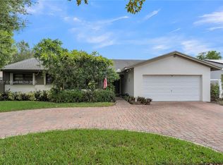 10511 SW 142nd Ct, Miami, FL 33186