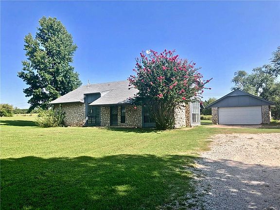 2nd image of 9900 Rolling Meadow East Dr