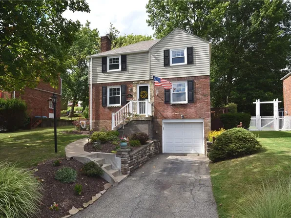 5318 Fieldcrest Dr, Pittsburgh, PA 15236