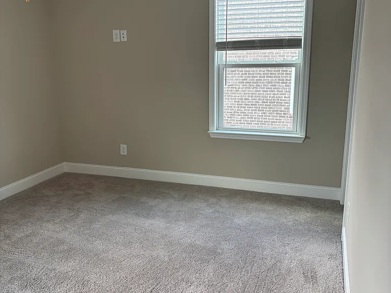 24656 Beacon Cir — Photo 59