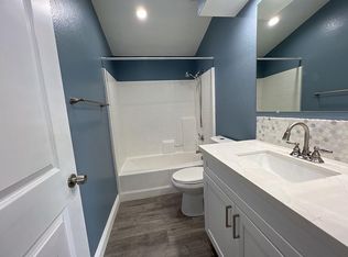 14574 Glenoak Pl, Fontana, CA 92337