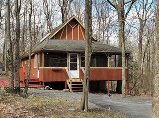 103 Brooke Ln, Shohola, PA 18458