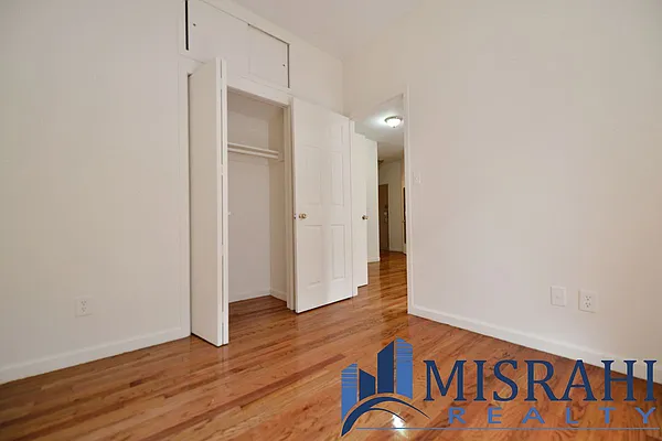 Rented by J Misrahi Realty Corp | media 4