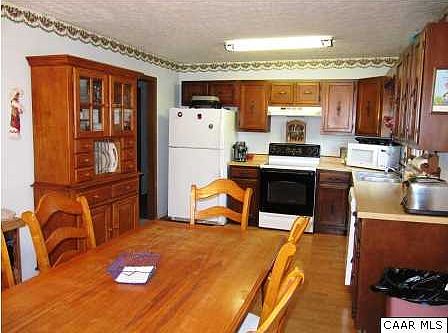 2nd image of 212 Graves Dr