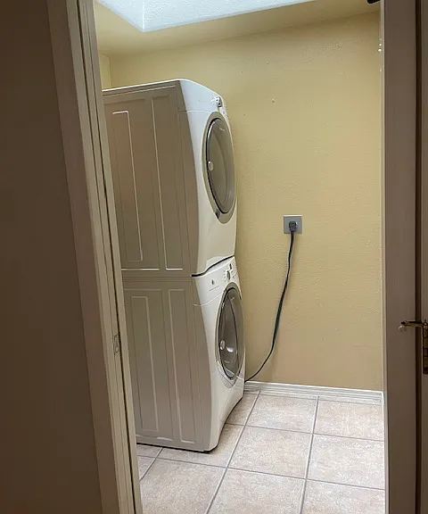 2480 Northbrook Cir — Photo 22