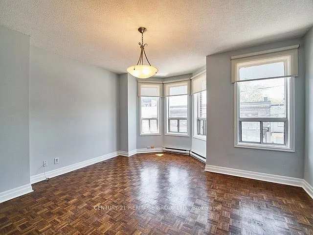 1007 Bathurst St #3 — Photo 3
