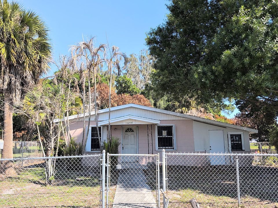 1st image of 1606 Avenue H