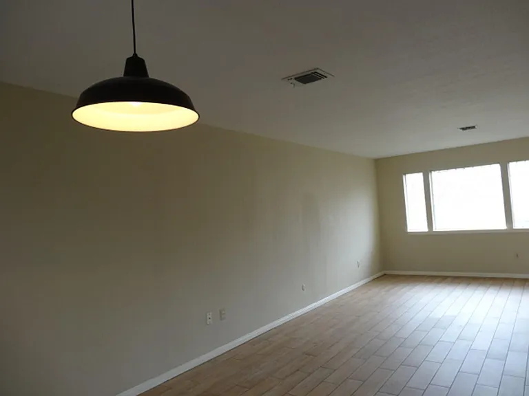 5522 Deep Forest Dr — Photo 11