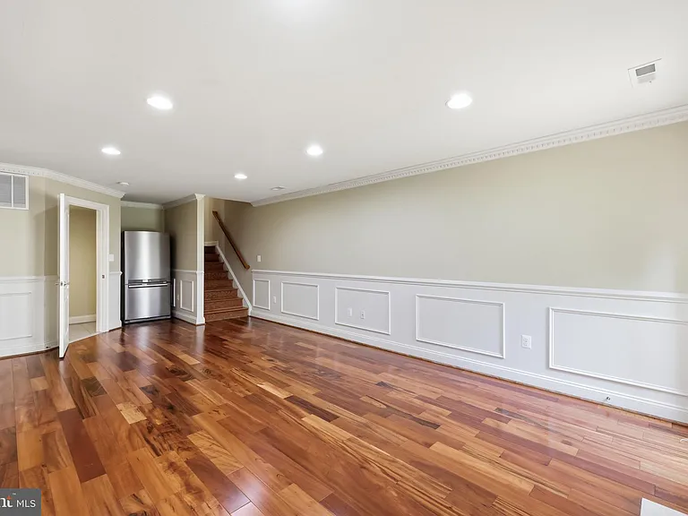 6403 Velliety Ln — Photo 56