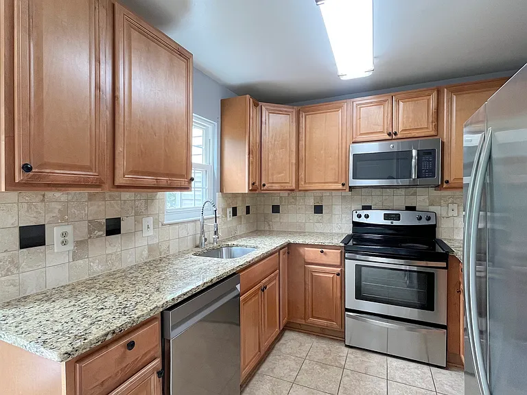 13933 Big Yankee Ln — Photo 13