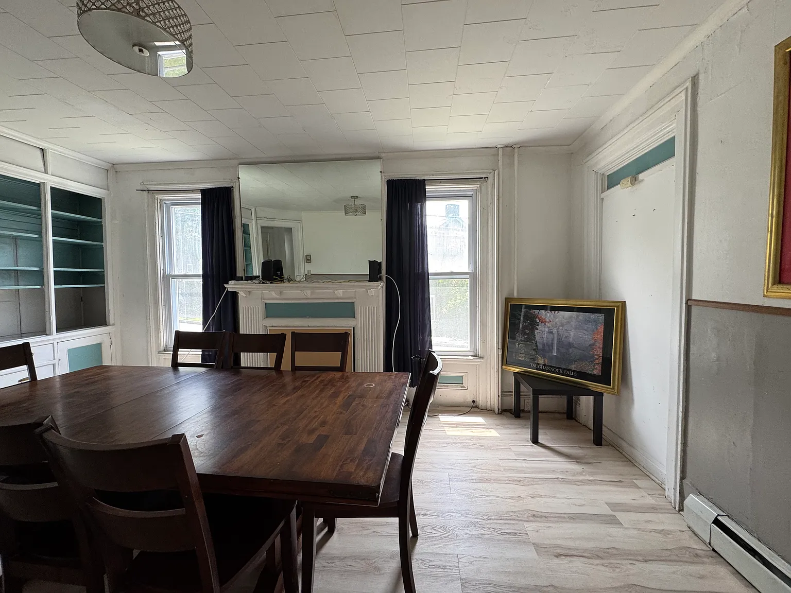 4 bed, $1,200 — Photo 2