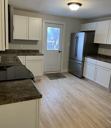 2nd image of 1853 Wisconsin St