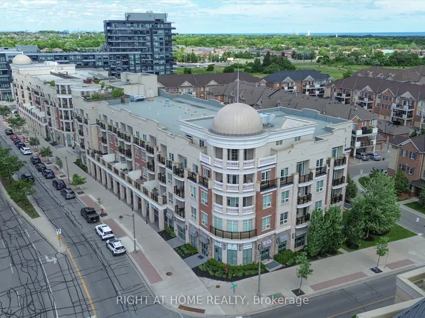 216 Oak Park Blvd #409, Oakville, ON L6H 0T8