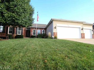 3606 Gina Dr, Bloomington, IL