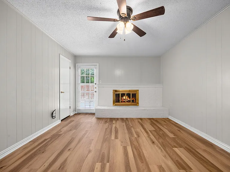 2019 Fleur De Lis Ct — Photo 17
