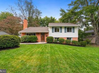 7717 Royston St, Annandale, VA 22003