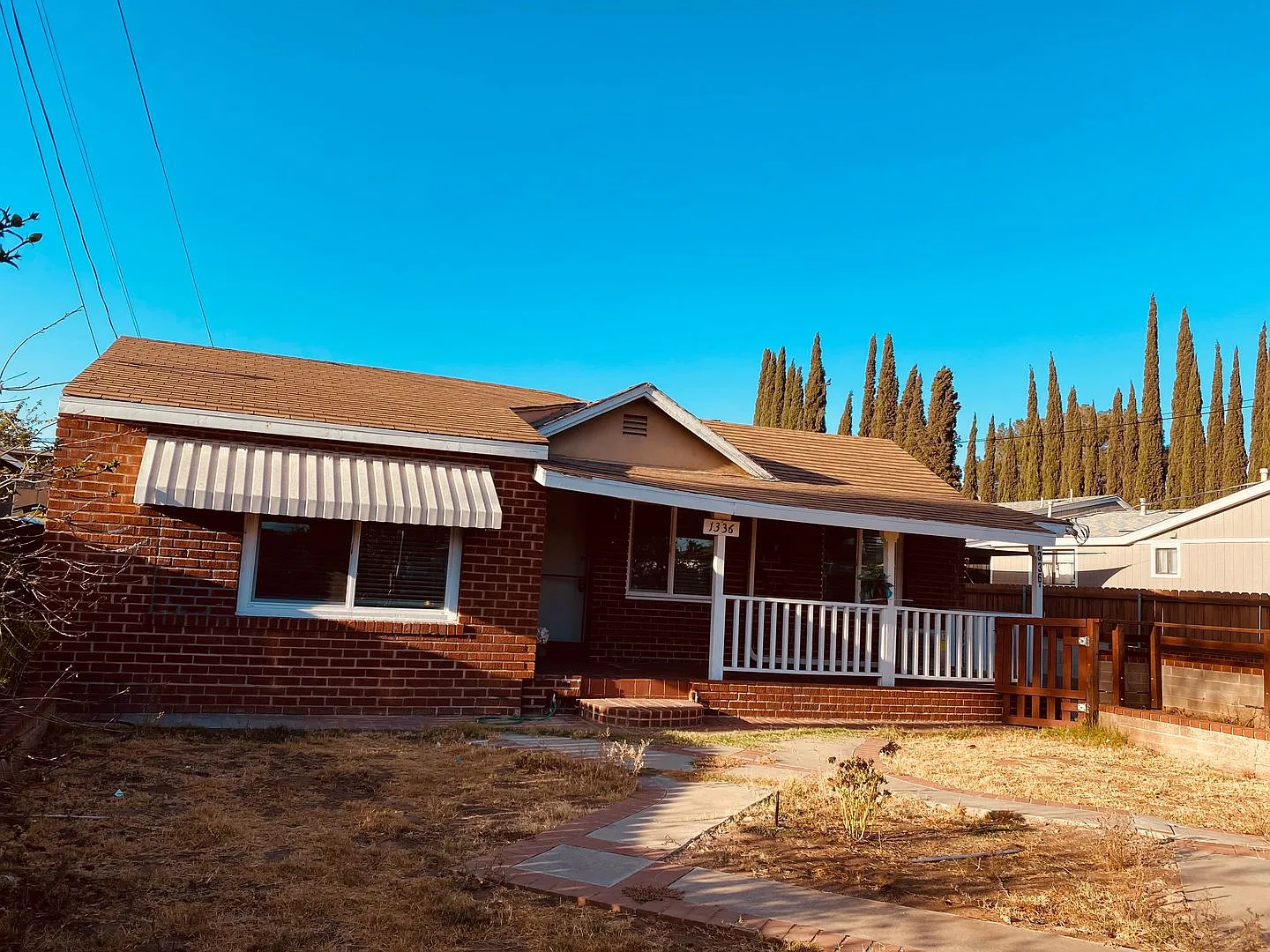 1336 Peach Ave — Photo 2