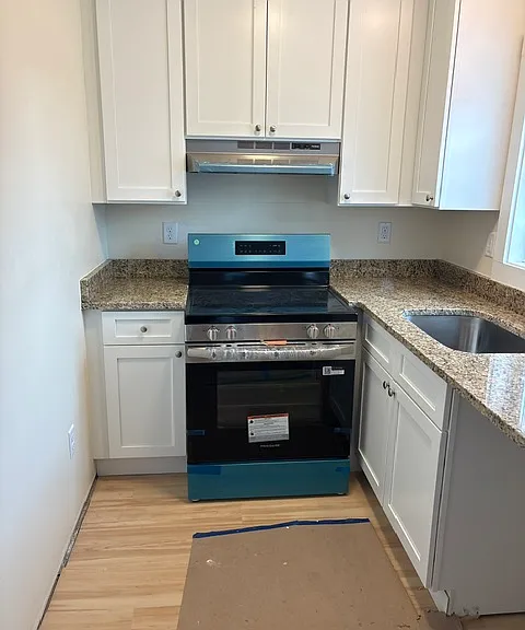 31 Perkins Ave #2 — Photo 2