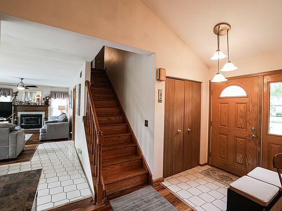 4th image of 1135 Stonebridge Ct