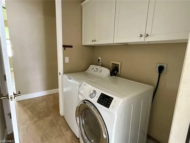 701 Meyer Dr — Photo 13