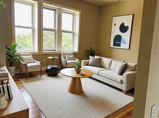 2909 W Cermak Rd APT 3W, Chicago, IL 60623