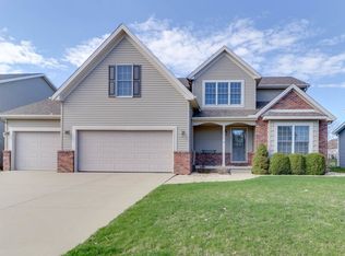 2944 Wolf Creek Ln, Normal, IL 61761