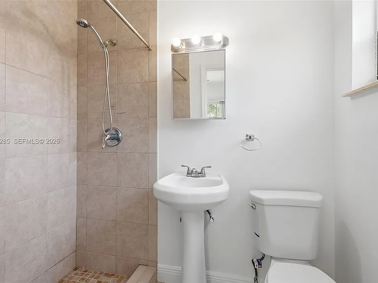 875 NW 168th Dr — Photo 18