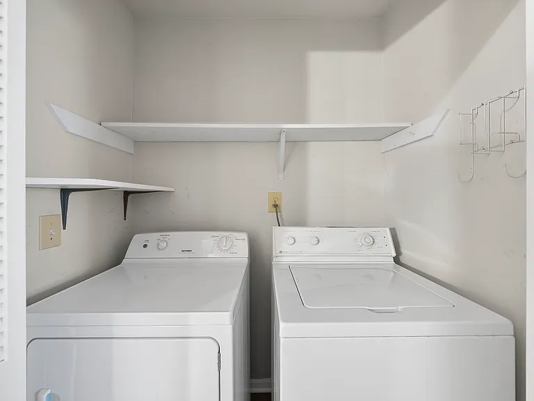 7926 Brown Bark Pl #1 — Photo 20