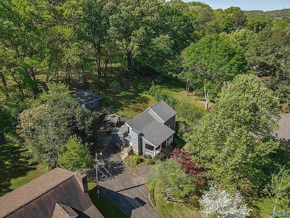 5th image of 5601 Spring Creek Dr