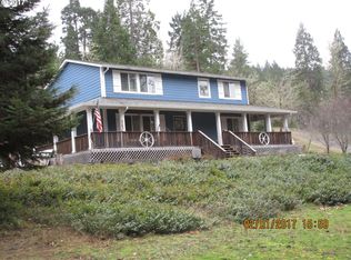 469 Lone Rock Rd, Glide, OR 97443