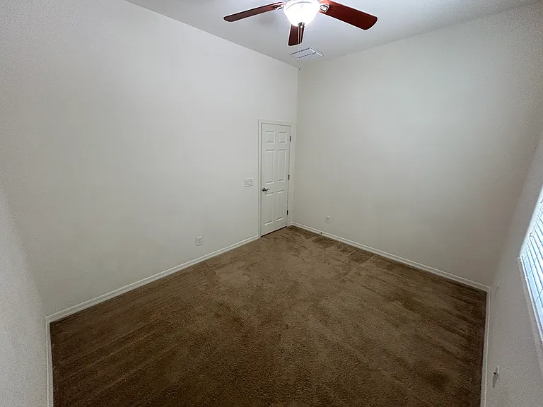 3841 E Powell Pl — Photo 44