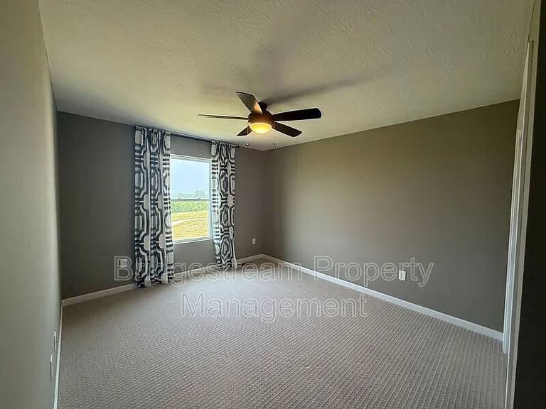 3032 Wellington Ln — Photo 7