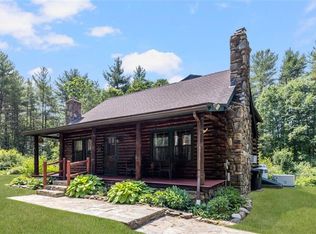 85 Mile Rd, Coventry, RI 02816