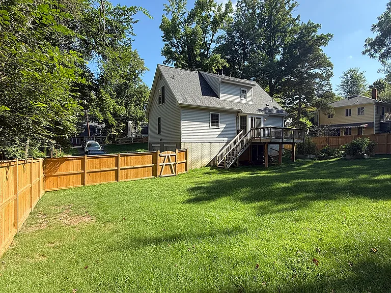 10216 Capitol View Ave — Photo 28